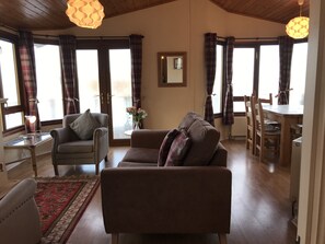 Starfish Lodge | Living area - Lunga Estate (Lochgilphead)