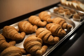 Dagelijks ontbijtbuffet (toeslag)