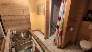 Suite, baño privado, vista a la montaña (Bonnecine) | Baño