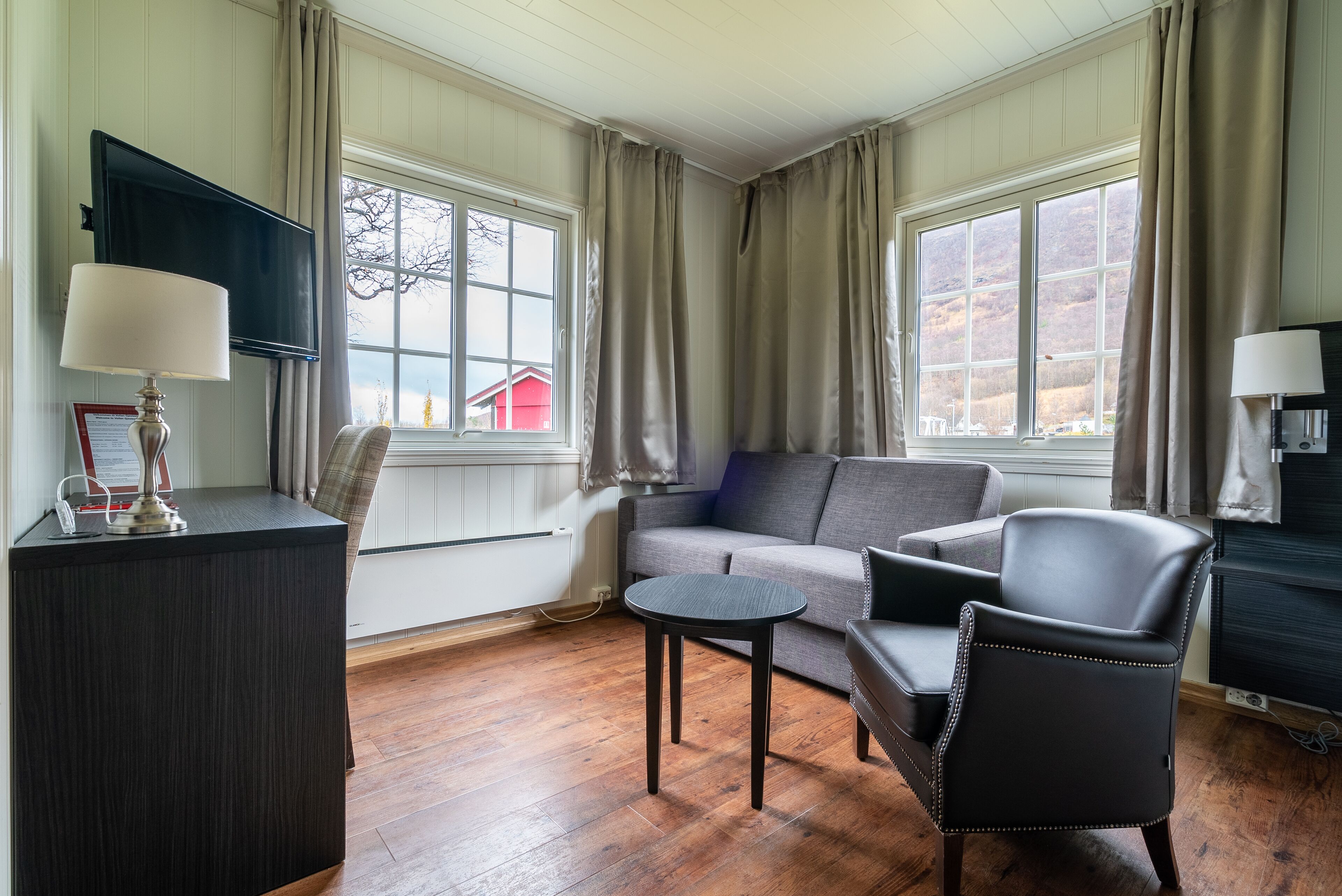 junior studio | 1 bedroom, desk, laptop workspace, soundproofing