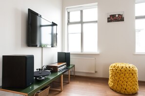 ペントハウス 1 ベッドルーム | リビング エリア | スマートテレビ