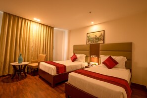 Executive Room, 1 Bedroom | In-room safe, desk, rollaway beds, free WiFi - Hotel Mint Select Noida (Noida)