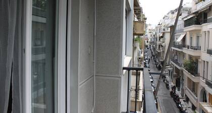 Cheery Apartment in the Center of Athens