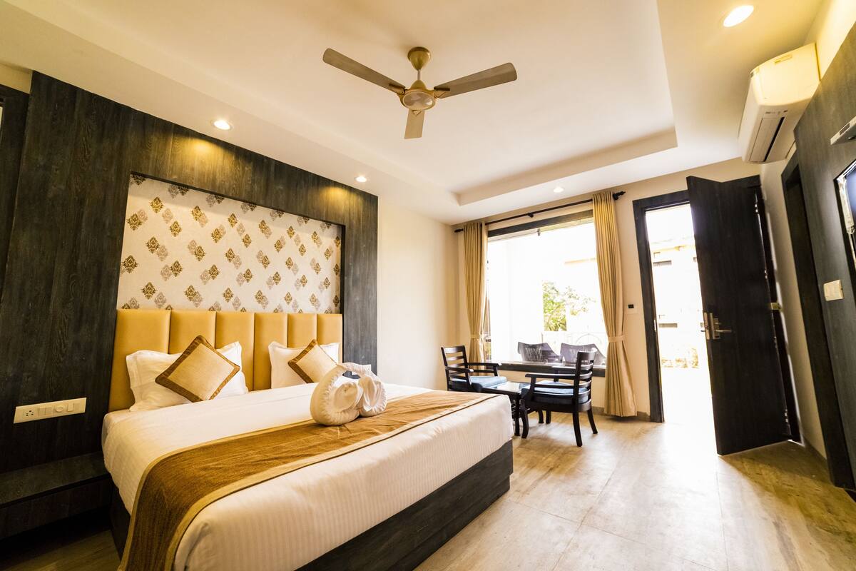 Ropa de cama de alta calidad y minibar 
