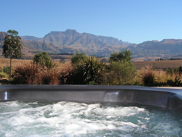 Maison Luxe, 3 chambres, bain à remous | Baignoire à jets