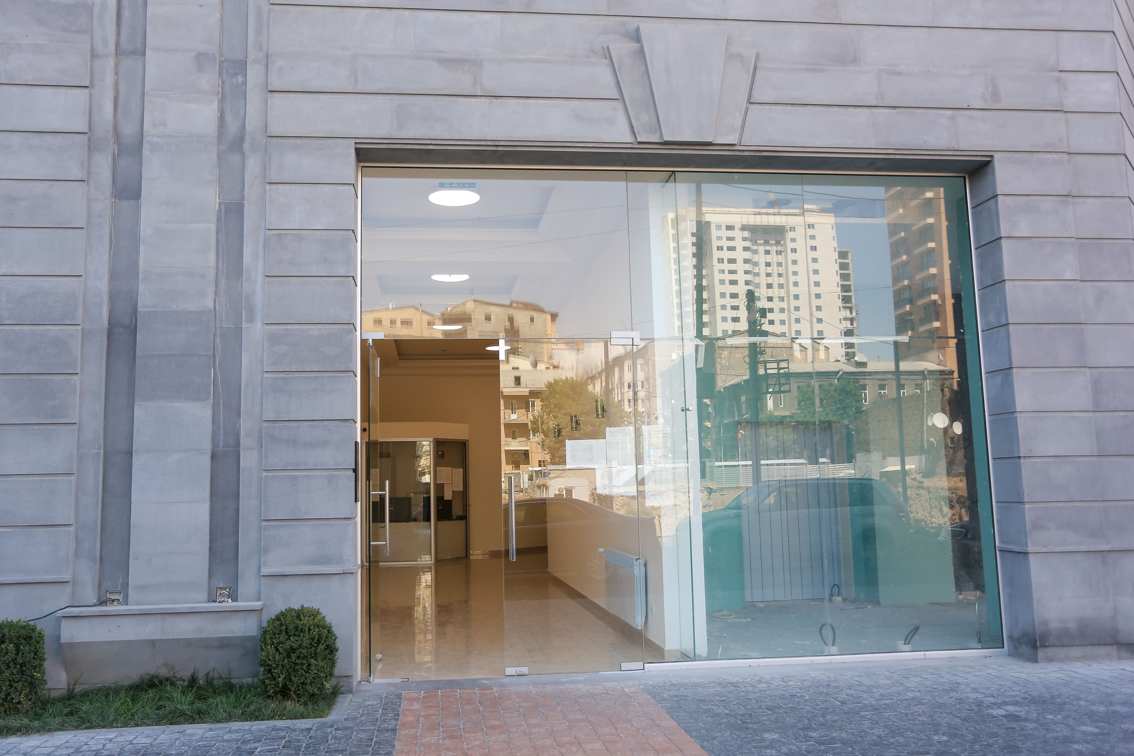 Entrada al alojamiento