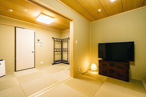 Hus (Private Vacation) | Stue | Fladskærms-tv