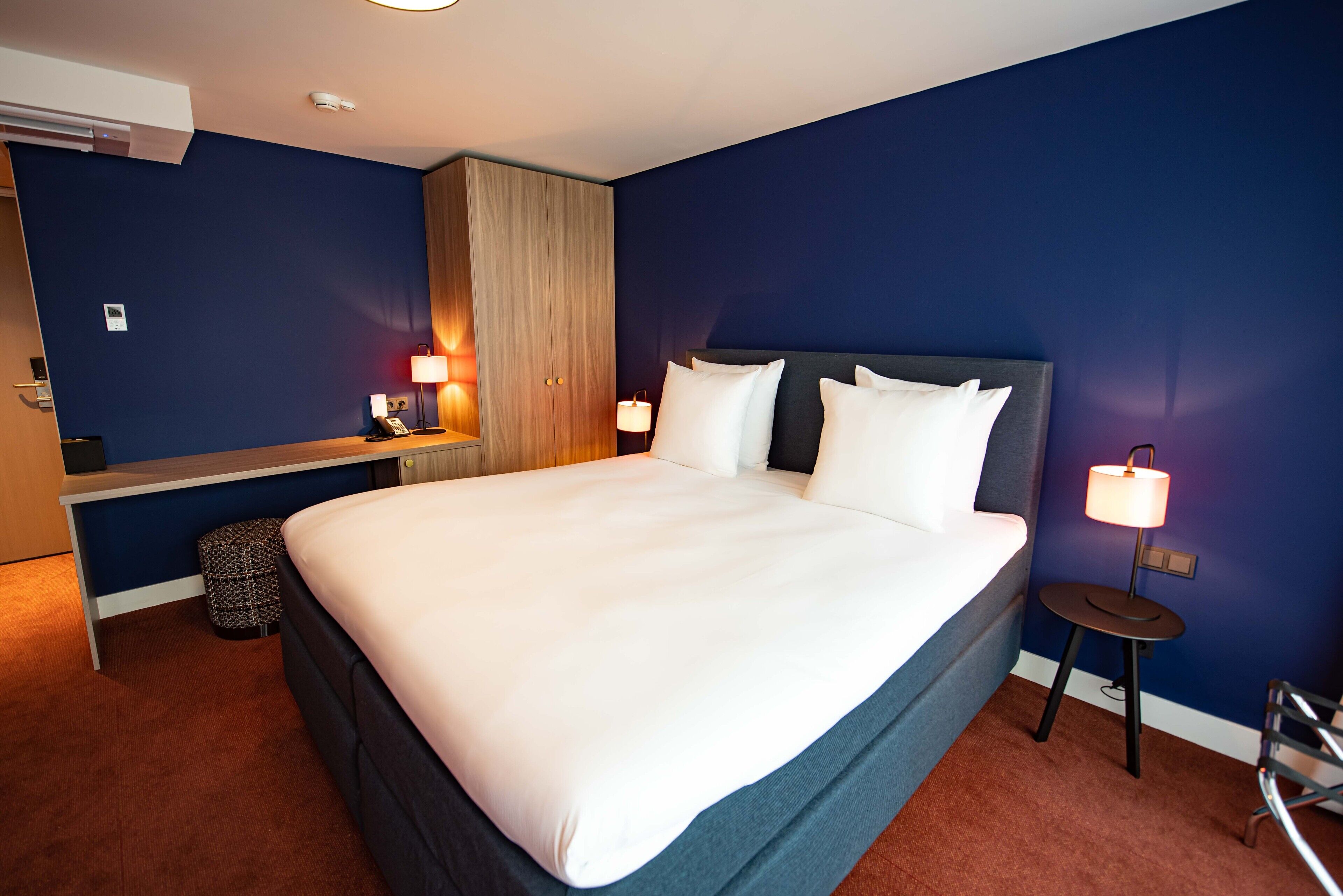 pillow-top beds, minibar, in-room safe, desk