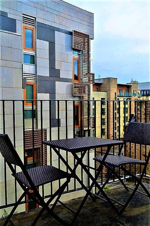 Apartment (1 Bedroom) | Property grounds - Boutique Apartment on Royal Mile - Sleeps 4 (Edinburgh)