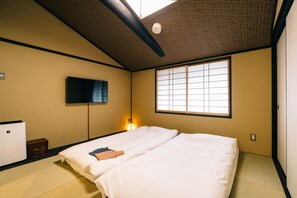 2 bedrooms, free WiFi - Miro Sanjo Umemiyacho Tei (Kyoto)