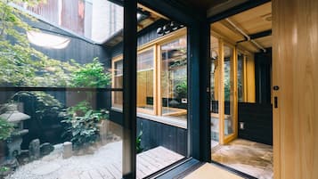 Casa (Private Vacation) | Baño | Tina y regadera independientes y tina profunda