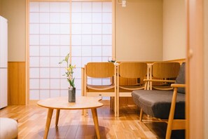 Casa | Sala de estar | Televisión de pantalla plana 