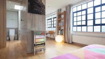 House (3 Bedrooms) | 3 bedrooms, desk, iron/ironing board, free WiFi