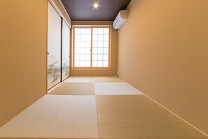 Private Vacation Home | 1 bedroom, free WiFi, bed sheets - Miro Shijo Saiin Tei (Kyoto)