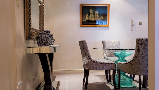 Club Apartment, 1 Bedroom (with Balcony) | Living area | 55-inch Smart TV with digital channels, TV, fireplace - 9 Hertford Street Mayfair (London)