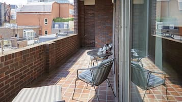 Club Apartment, 1 Bedroom (with Balcony) | Terrace/patio