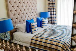 Club-huoneisto, 1 makuuhuone (with Terrace) | 1 makuuhuone, egyptinpuuvillaiset lakanat, ylelliset vuodevaatteet