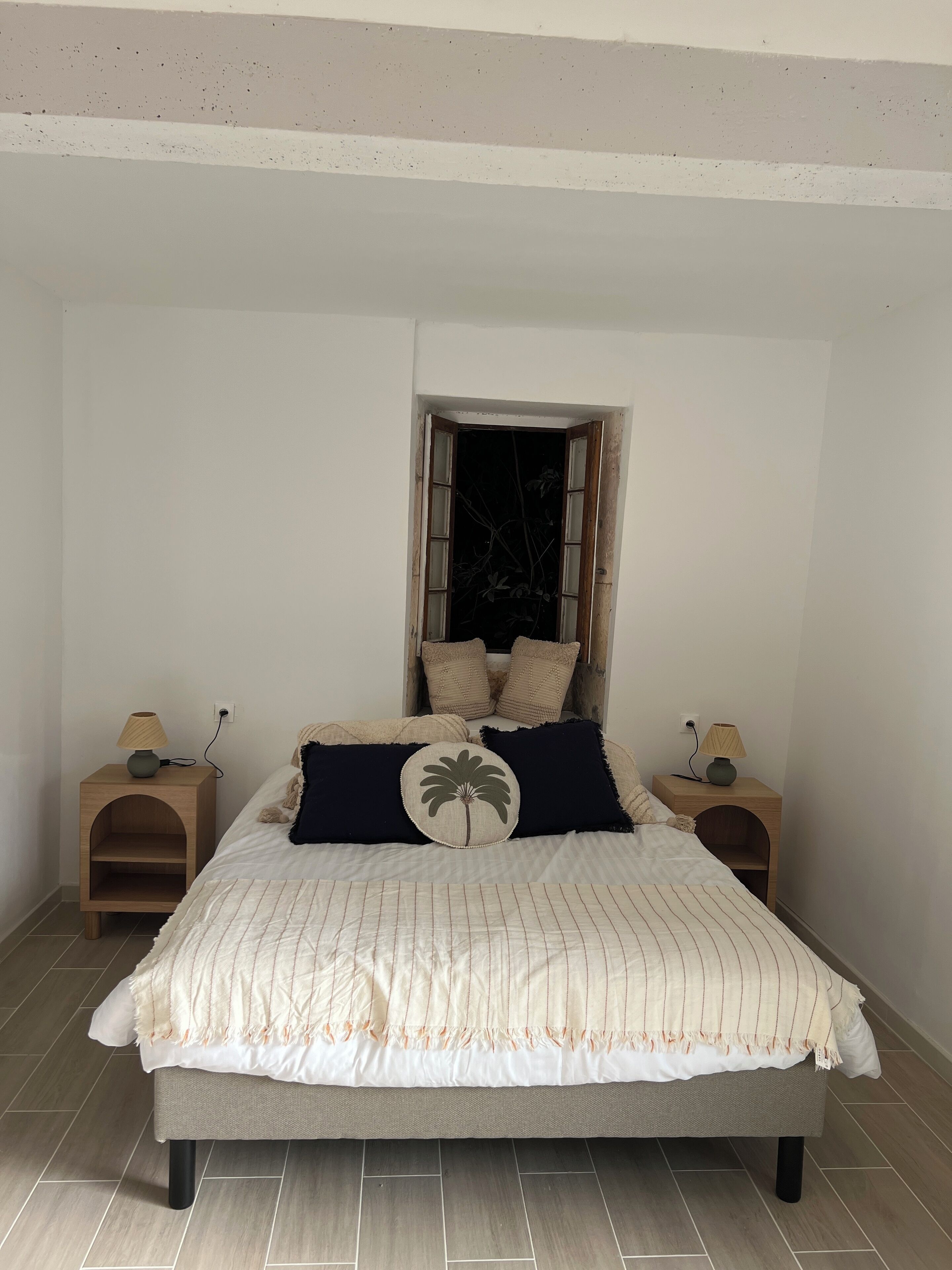 Superior Triple Room | In-room safe, individually decorated, individually furnished, desk