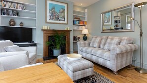 Unclassified image, 2 of 20, button - Quaint 2BD Flat 9 Min Walk To Vauxhall Tube (London)
