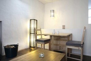 Apartment, 1 Bedroom | Private kitchen - Central Apartment for the Fringe (Edinburgh)