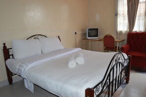 Kamar Single, Bebas Asap Rokok | Tempat tidur bayi gratis, tempat tidur lipat/tambahan, dan Wi-Fi gratis