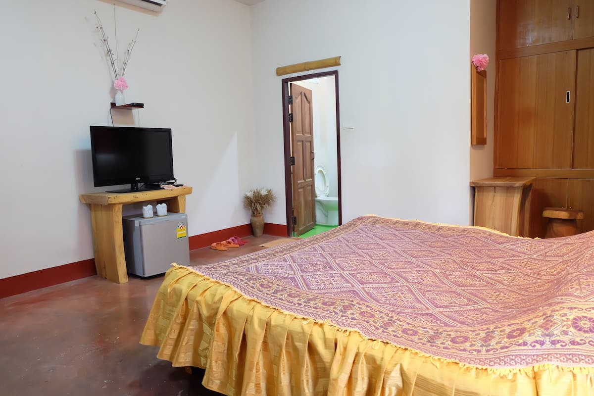 Standard Room | Free WiFi