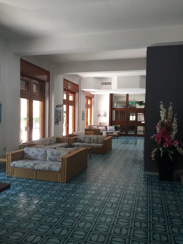 Chi tiết nội thất