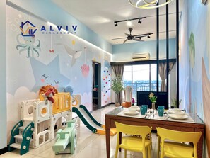 Appartement Familial, 2 chambres | Restauration dans la chambre