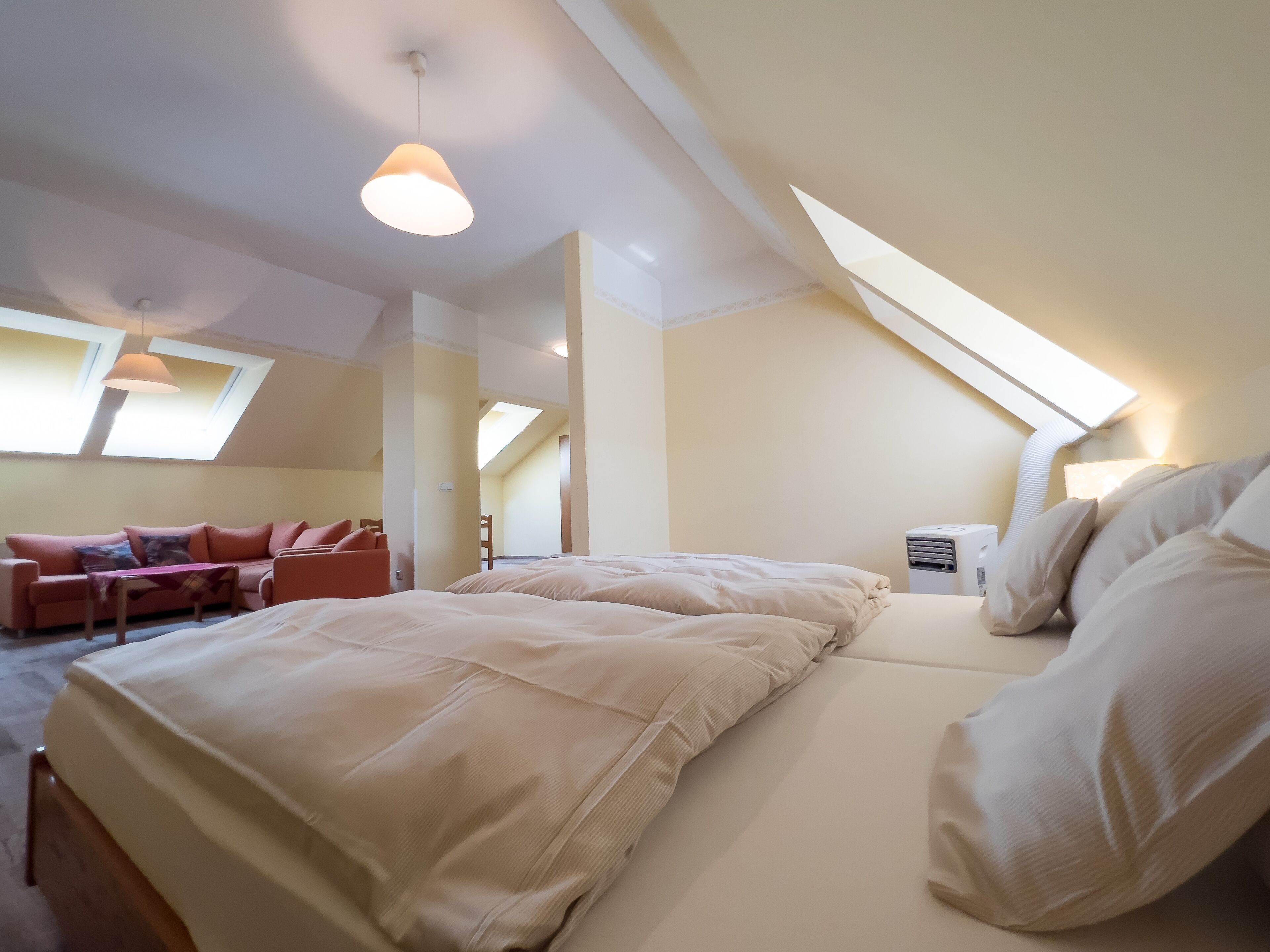 family room | 1 bedroom, hypo-allergenic bedding, desk, iron/ironing board