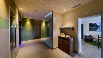 Sauna, massages sportifs, massages
