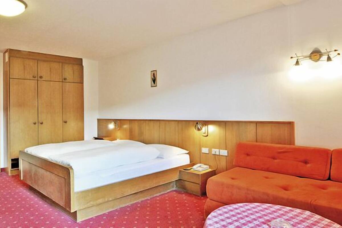 Coffres-forts dans les chambres, bureau, Wi-Fi gratuit