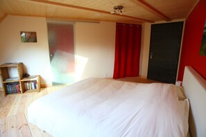 Chambre Double (Le coeur grenadine) | 1 chambre, literie de qualité supérieure, chambres insonorisées