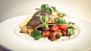 تناول الطعام