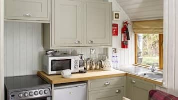 Cottage, 1 Bedroom | Private kitchen