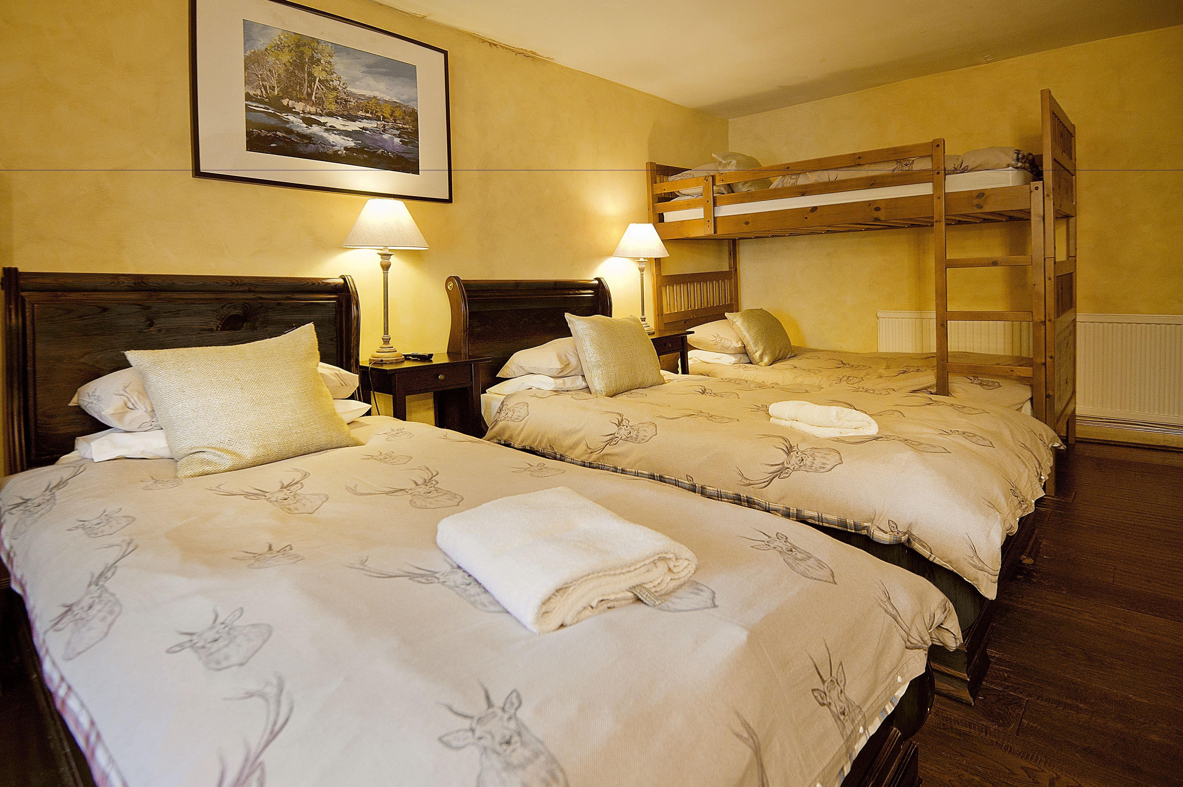 Premium bedding, in-room safe, individually decorated