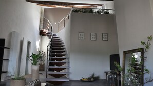 Suite | Premium-sengetøj, pengeskab på værelset, skrivebord