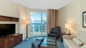 Deluxe Condo, Kitchen, Ocean View