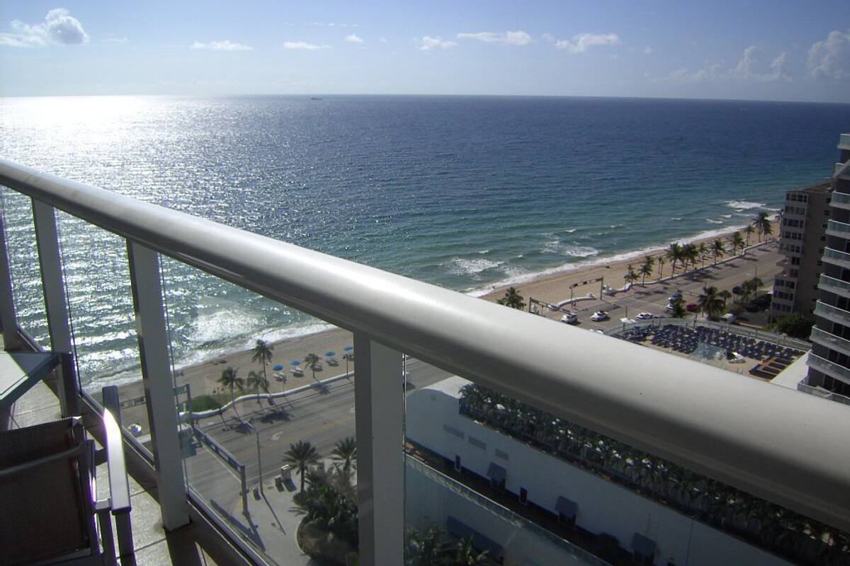 Deluxe Condo, Kitchen, Ocean View | Balcony view