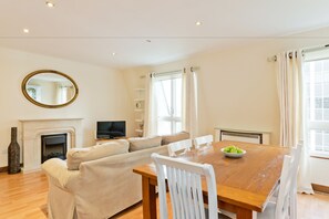 Apartment, 2 Schlafzimmer | 2 Schlafzimmer, Bügeleisen/Bügelbrett, kostenloses WLAN