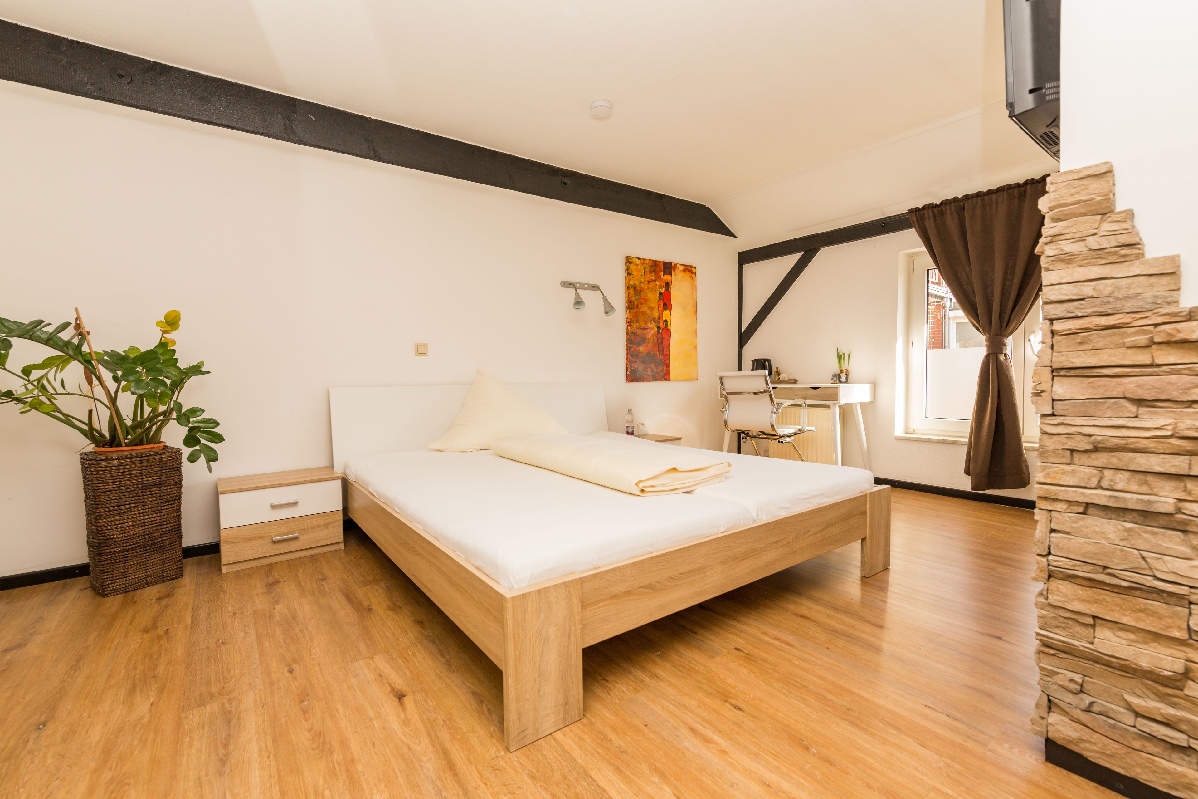 Standard-Doppelzimmer, eigenes Bad, Blick auf den Innenhof