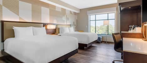 1 bedroom, in-room safe, individually furnished, desk