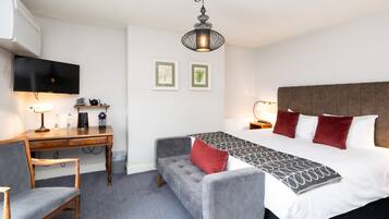 Standard Double Room, 1 Double Bed | In-room safe, desk, iron/ironing board, free WiFi