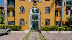 Exterior - Hacienda del Carmen Condominium by ChezPlaya (Playa del Carmen)
