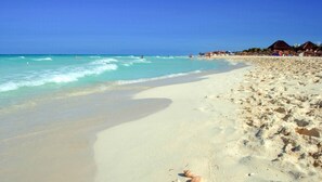 Beach - Rioja Playacar by ChezPlaya (Playa del Carmen)