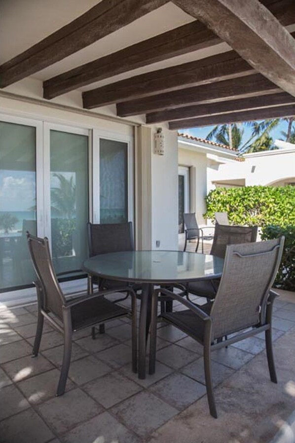 Villa Signature - eget badrum - havsutsikt | Terrass/Patio
