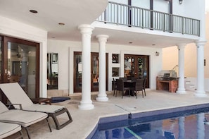 Piscina externa