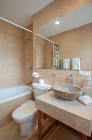 Shower, hair dryer, towels - Rinconada del Mar by ChezPlaya (Playa del Carmen)