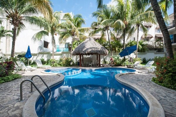 Outdoor pool - Rinconada del Sol by ChezPlaya (Playa del Carmen)