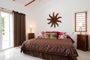 Casa família, acesso à piscina | Wi-Fi de cortesia, roupa de cama