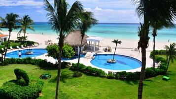 3 Bedrooms Apartment, Oceanview | Insonorización, wifi gratis y ropa de cama